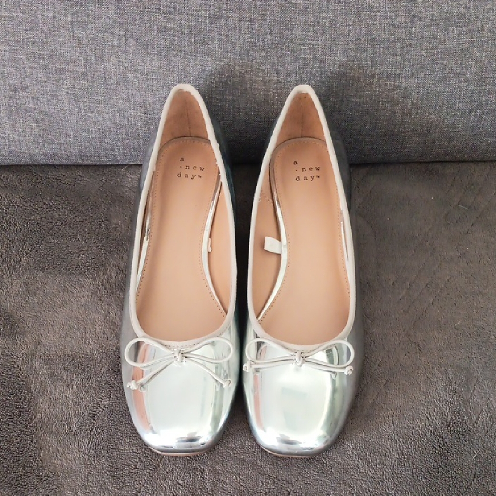 A New Day Silver Flats with Bow